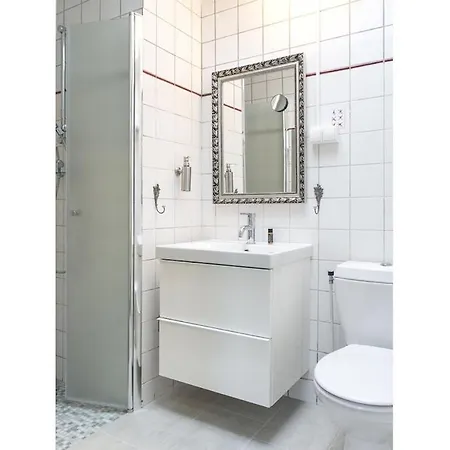 House In With 2 Bedrooms