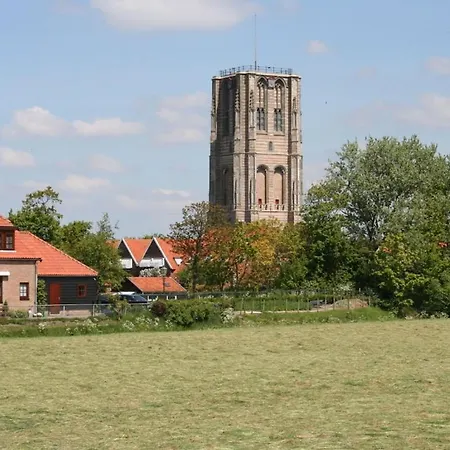 House In With 2 Bedrooms