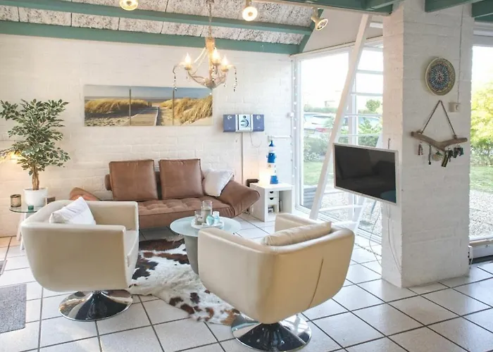 House In With 2 Bedrooms Ouddorp