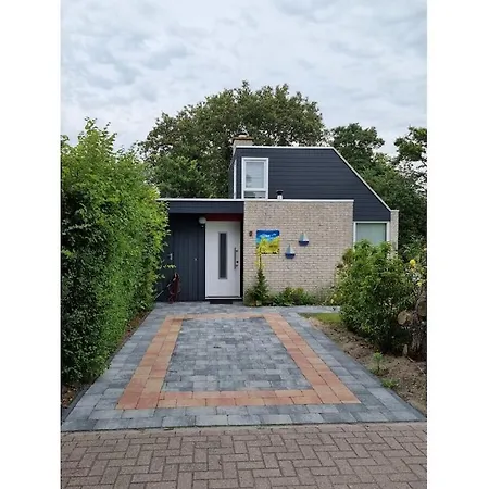 House In With 2 Bedrooms Casa de Férias *