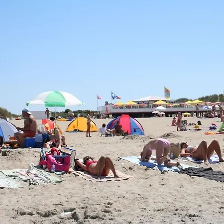 House In With 2 Bedrooms Casa de Férias