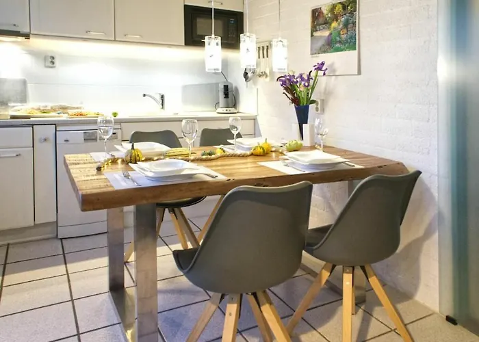 House In With 2 Bedrooms * Ouddorp